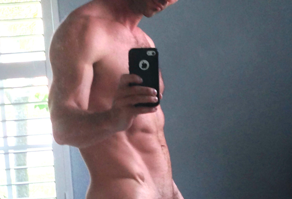 #NudeSelfie