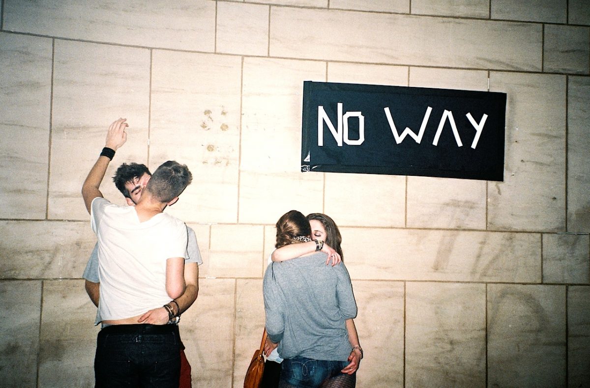 No Way. Lesbian Kiss, Gay Kiss