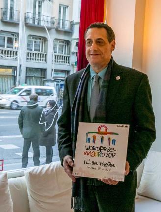 Sstuart Milk presenta el logo del World Pride Madrid 2017