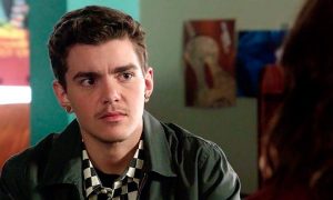 Netflix, Personajes trans que encontrarás en series de Netflix, El Poblado en Historias