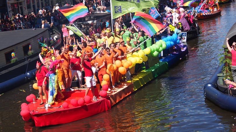 EuroPride este 2018, Suecia liderará el Europride este 2018, El Poblado en Historias