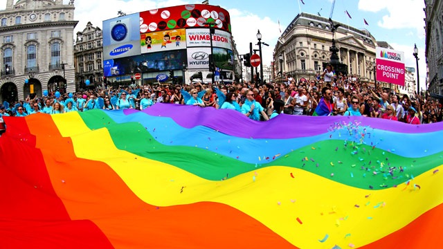 EuroPride este 2018, Suecia liderará el Europride este 2018, El Poblado en Historias