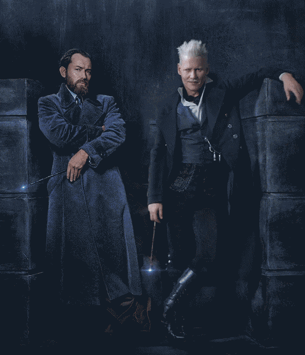 Animales Fantásticos, ¿La sexualidad de Dumbledore expuesta en Animales Fantásticos 2?, El Poblado en Historias