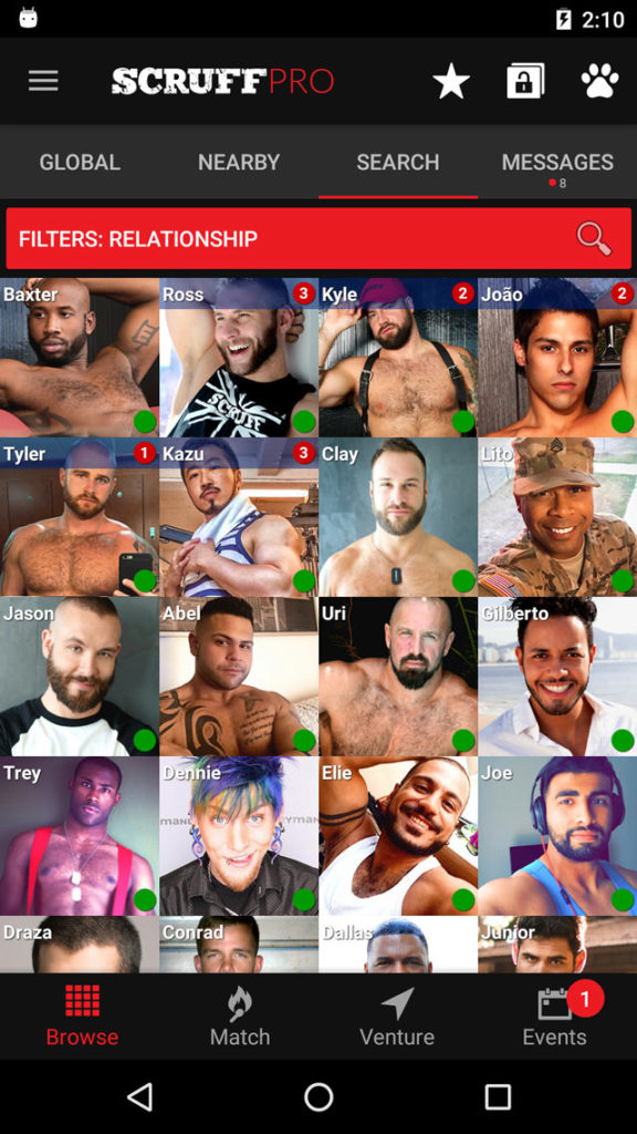SCRUFF, SCRUFF visibiliza la diversidad en las calles de Medell&iacute;n, El Poblado en Historias