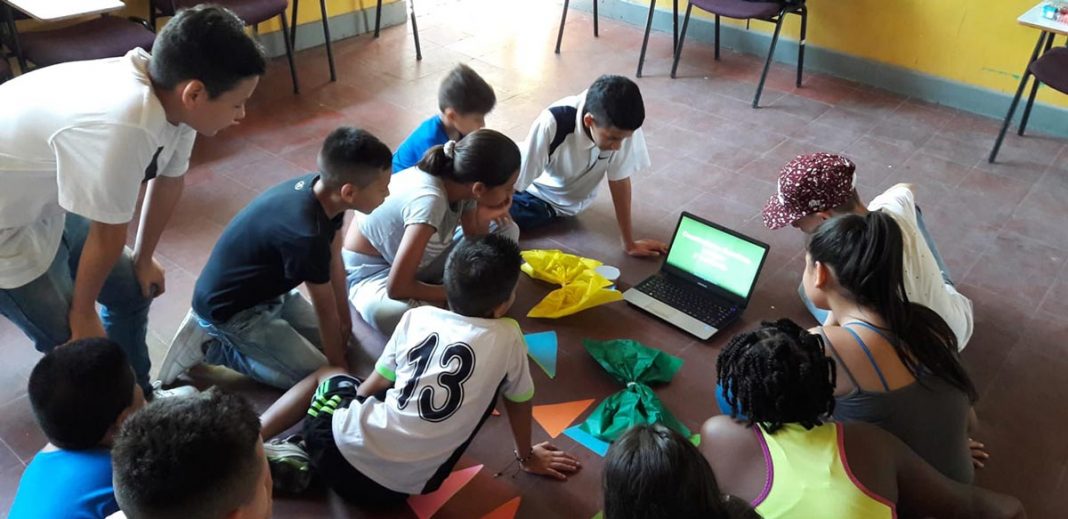 desiguales, Desiguales: Pensando la diversidad en clave juvenil desde Guayabal, El Poblado en Historias