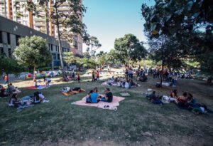 lugares, Parches de antes y ahora en El Poblado, El Poblado en Historias
