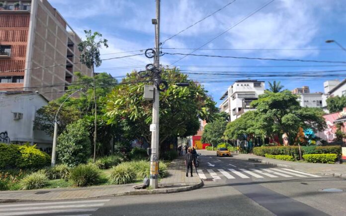 Zona verde conocida como Parque del Silencio en el barrio Astorga de El Poblado, Medellín.